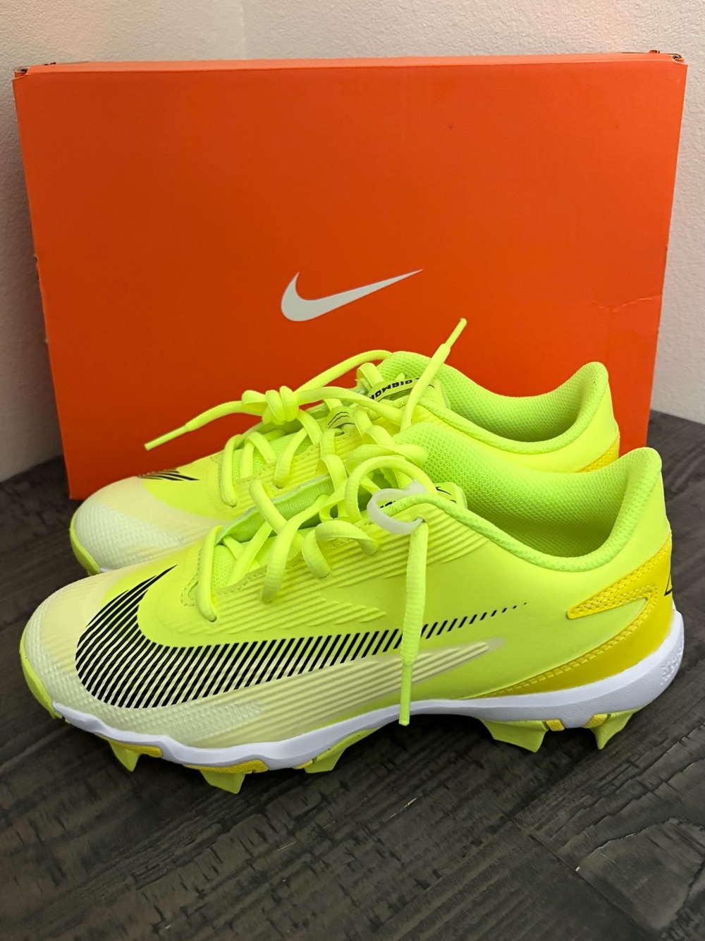 🚨BRAND NEW Kids Nike Baseball Cleats🚨